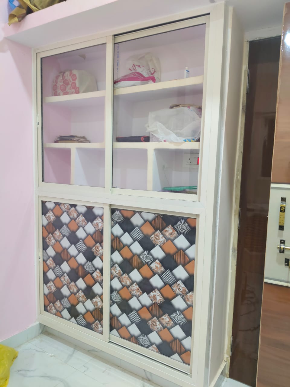 Aluminium Sliding Storage Wardrobe